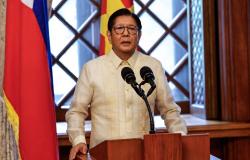 Get back to work...please: Philippine president urges senators to end boycott