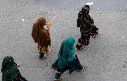 UN urges equal rights after Afghan Taliban arrest at least 21 women over dress code violations