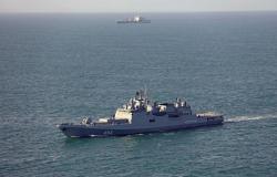 Russian warship fires ‘warning shots’ at UK yacht in Channel standoff