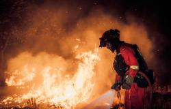 Spain declares national emergency after wildfires force 10,000 to flee near Madrid