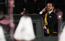 Abelardo de la Espriella, Colombian president and flamboyant millionaire