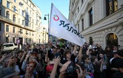Russia bars only anti-war party from elections