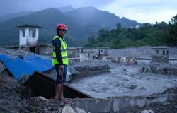 Rescuers send air and camera into Nepal hydropower tunnel after three days, raise hopes for trapped workers