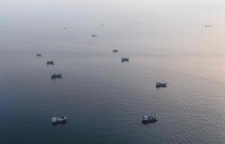 Oman postpones Iran-Gulf talks on Strait of Hormuz