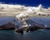 New Zealand volcano spews ash plume in eruption, several injured