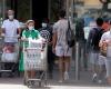 Coronavirus: Dubai government tells shoppers they won't have to show permit at supermarket entrance
