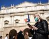 EU urges travel ban to be extended to stop coronavirus spread