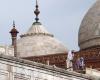Taj Mahal damaged in deadly Indian thunderstorm