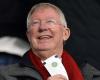 Manchester United legend Alex Ferguson congratulates old rival Kenny Dalglish on Liverpool's title
