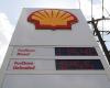 Shell boss weighs up moving headquarters to Britain