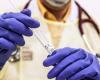 Coronavirus: ninety Dubai doctors awarded golden card visas for work during pandemic