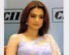 Bollywood News - Actors Ameesha Patel, Prateik Babbar, Elli AvrRam ...