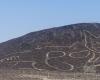 Announce the discovery of a new geoglyph in the Pampa de...