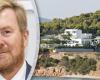 ‘King celebrates holiday in Greece’ | Inland