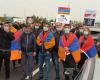 Armenian protesters block highway at three border crossings …