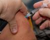 The flu vaccinations in Sanofi, SK, were halted in Singapore when...
