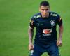 Tite cuts Liverpool’s Fabinho due to injury and summons Everton’s Allan...