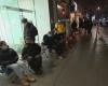 Black Friday: Line up all night in downtown Montreal