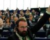 Escape attempt via rain gutter: MEP resigns after corona sex party