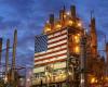US crude stocks fall less than expected