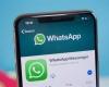 WhatsApp will allow you to listen to voice messages from anywhere...
