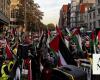 Waving Palestinian flag may be criminal offence, UK home secretary tells police