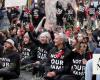 Over 1,000 Pro-Palestine protesters shutdown LA’s Hollywood Boulevard