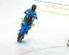 Saudi motorcycle stunt rider sets new world record on ice