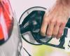 Oil Updates – crude set for weekly gain on US economic growth, Mideast supply concerns