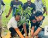 Bangladeshi influencers promote tree planting to fight record heat