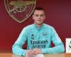 Arsenal goalkeeper Karl Hein signs new contract