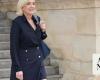 Le Pen blames Macron for French government gridlock