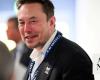 Musk donates to group working to elect Trump, Bloomberg reports