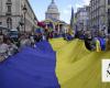 Peaceful pre-Olympic protest in Paris honors fallen Ukrainian athletes