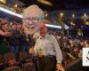 Warren Buffett surprises by slashing Berkshire Hathaway’s longtime Apple stake in second quarter