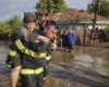 Five dead, hundreds stranded as torrential rainstorms hit eastern Romania