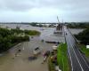 Queensland floods: Fast-rising waters force evacuations, cut off towns as storms continue