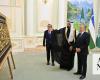 Piece of Kaaba’s Kiswah gifted to Uzbekistan’s Center of Islamic Civilization