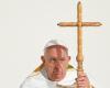 Ailing Pope suffers breathing ‘crisis,’ Vatican says