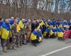 Russia and Ukraine swap hundreds of prisoners of war