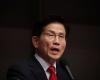 S. Korea conservatives choose presidential candidate after last-minute chaos