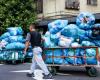 Taiwan’s garbage trucks offer classical music and a catch-up