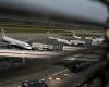 Flights resume from UK airports after air traffic control glitch closes airspace