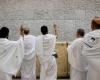 Pilgrims perform symbolic ‘stoning of the devil’ near Mecca during final Haj rites