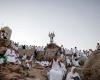 More than 1.7 million pilgrims converge on Mount Arafat for climax of Haj