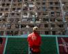 US military reopens battered Venezuelan port to speed quake relief, mass burials begin