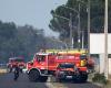 Water-bombing aircraft deployed as wildfire rips through southern France, hundreds flee