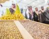 Qassim governor reviews Buraidah date auctions