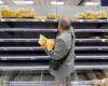 Rome and Milan send in more soldiers, tells shops to stay open as Italy braces for fresh protests